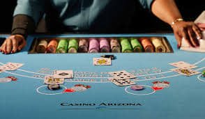Contoh kombinasi kartu Capsa Banting dari Royal Flush hingga High Card